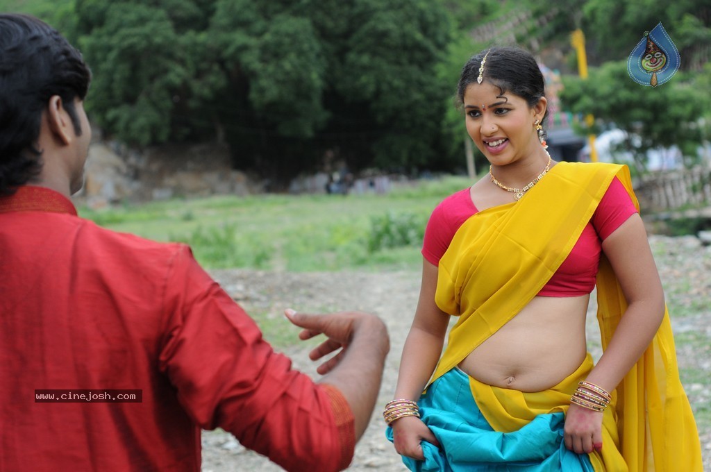 Maya Mahal Movie Photos - 4 / 25 photos