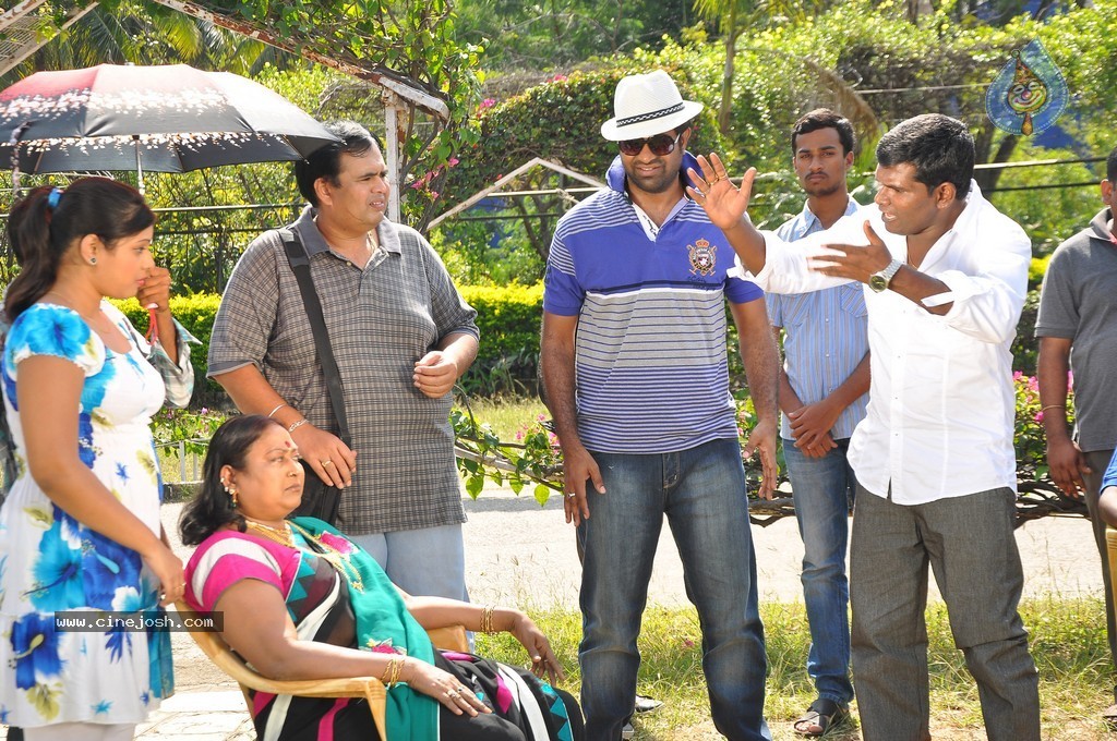 Maya Mahal Movie Photos - 5 / 25 photos