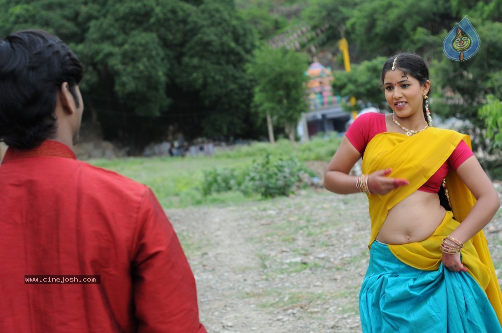 Maya Mahal Movie Photos - 7 / 25 photos