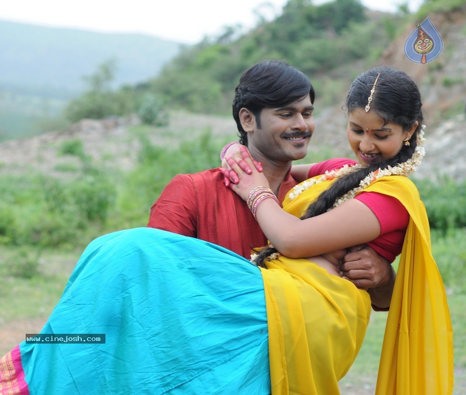 Maya Mahal Movie Photos - 23 / 25 photos