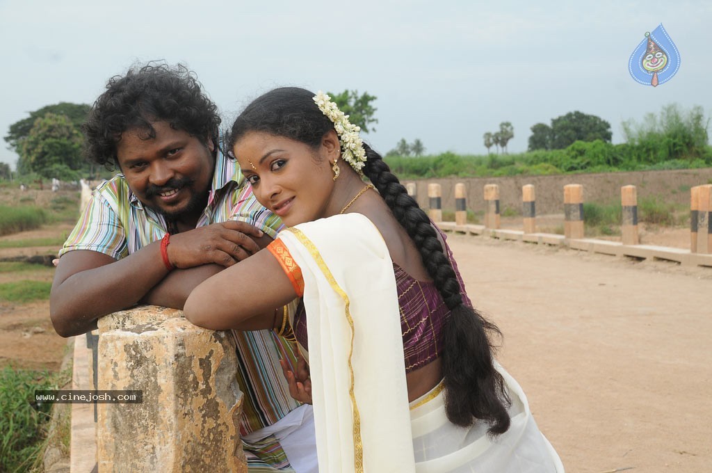 Mayavaram Tamil Movie Hot Stills - 22 / 41 photos