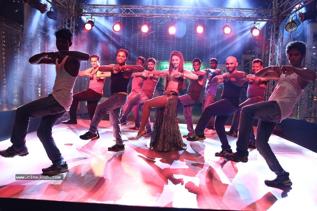 Meagaamann Tamil Movie New Stills - 10 / 44 photos