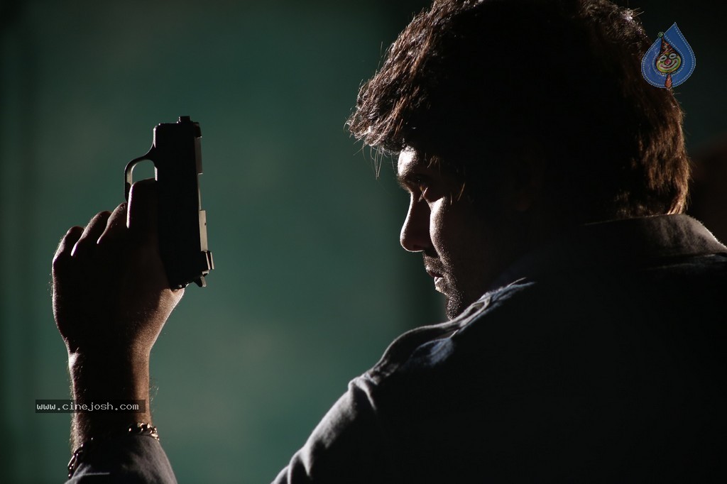 Meagaamann Tamil Movie New Stills - 12 / 44 photos