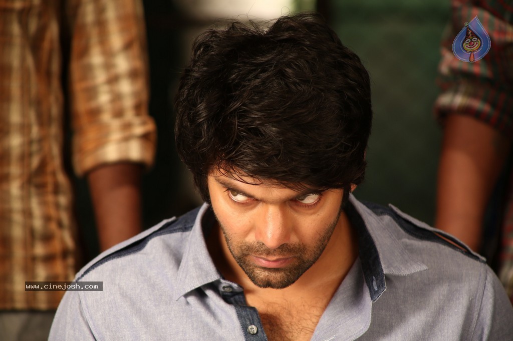 Meagaamann Tamil Movie New Stills - 26 / 44 photos