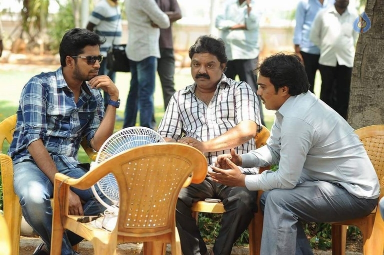 Meda Meeda Abbayi New Photos - 2 / 6 photos