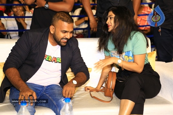 Meeku Maathrame Chepta Team at Srinidhi College - 10 / 24 photos