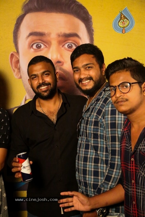 Meeku Mathrame Cheptha Team in Vijayawada - 40 / 41 photos