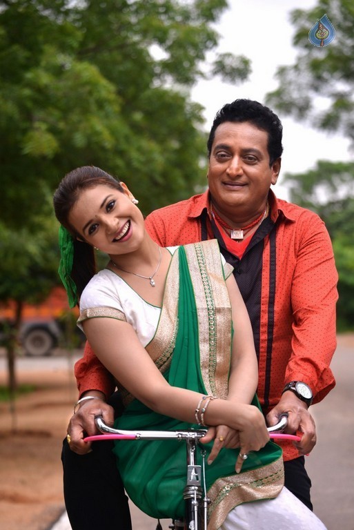 Meelo Evaru Koteswarudu New Photos - 4 / 14 photos