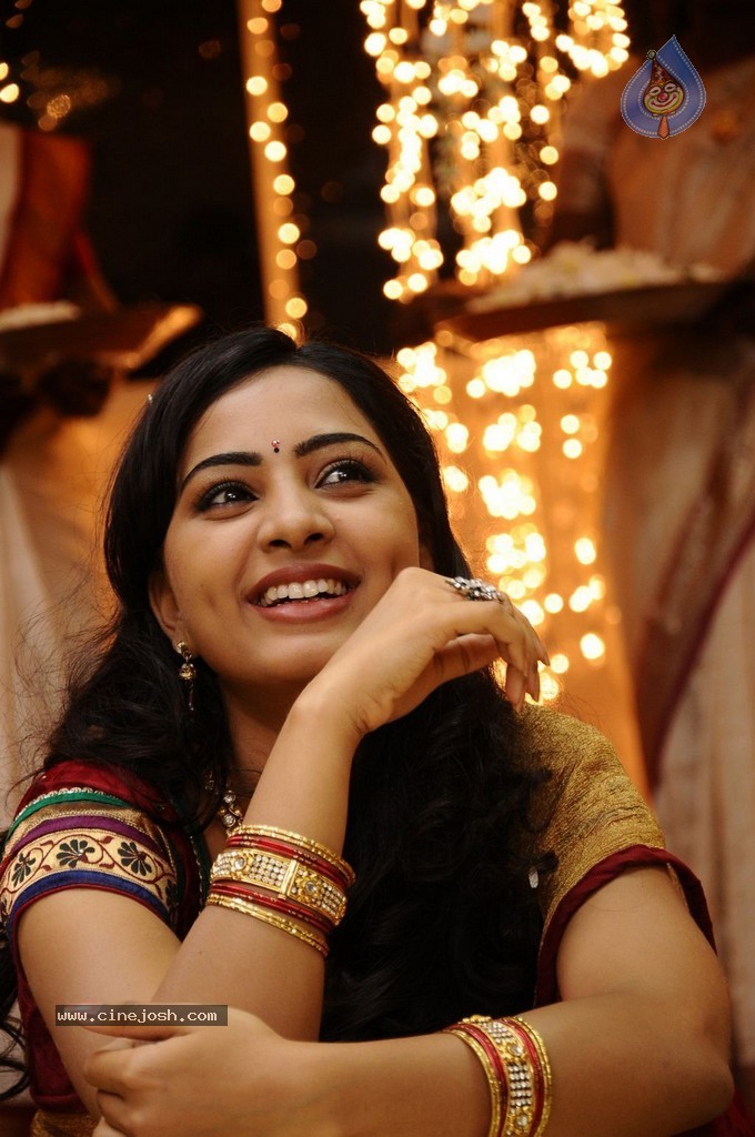 Megha Tamil Movie New Stills - 11 / 33 photos