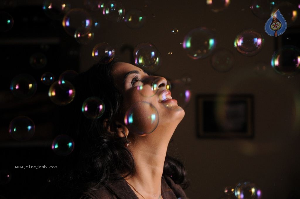 Megha Tamil Movie New Stills - 24 / 33 photos