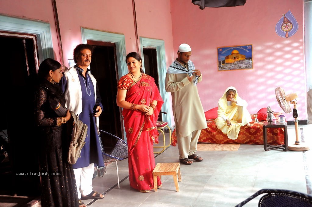 Mem Vayasuku Vacham Movie Stills - 23 / 28 photos