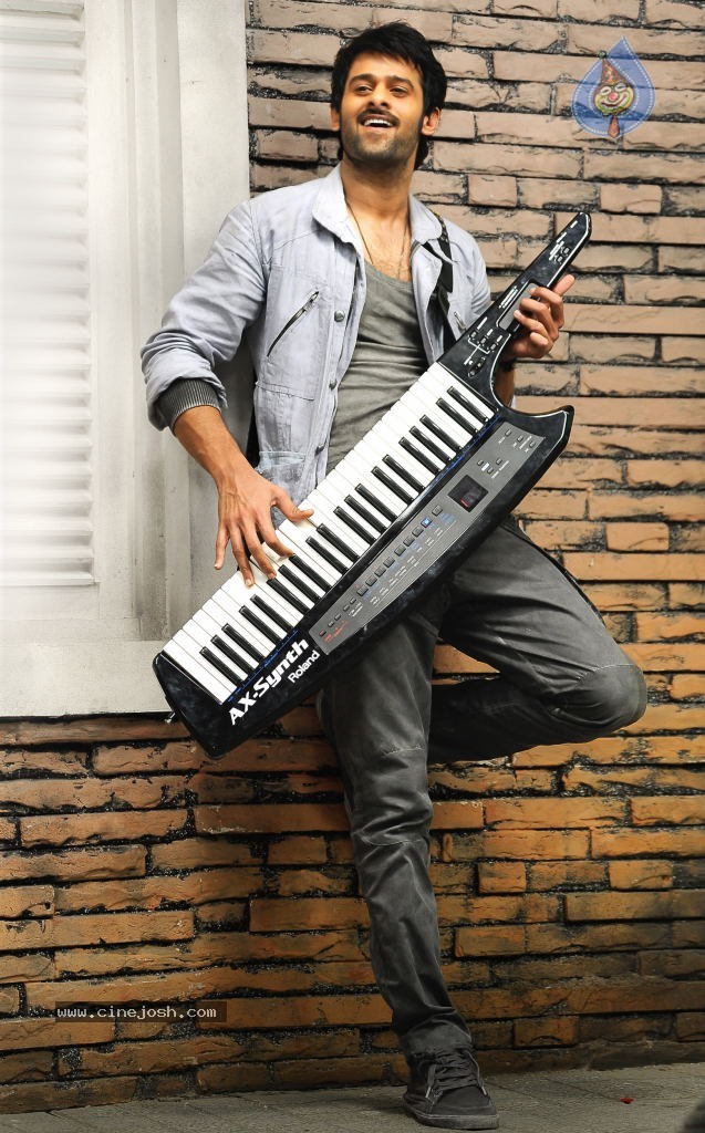 Mirchi Movie Stills - 7 / 10 photos