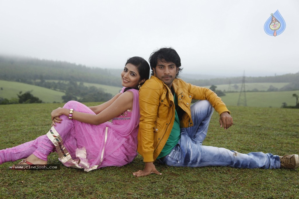 Moda Modala Maatu Chanda Film Stills - 7 / 32 photos