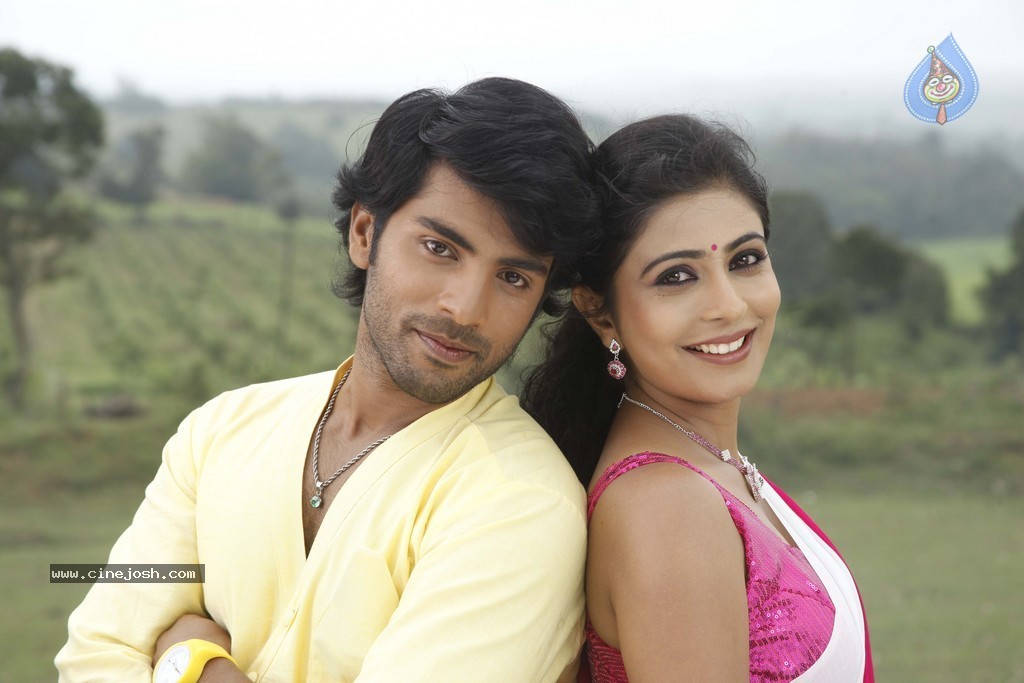 Moda Modala Maatu Chanda Film Stills - 13 / 32 photos