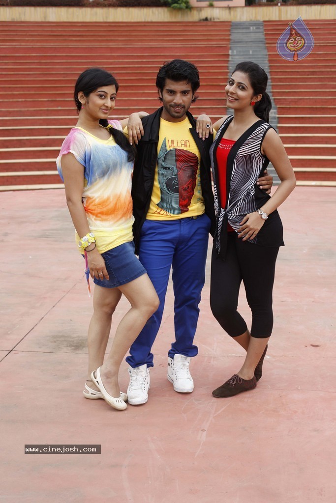 Moda Modala Maatu Chanda Film Stills - 30 / 32 photos