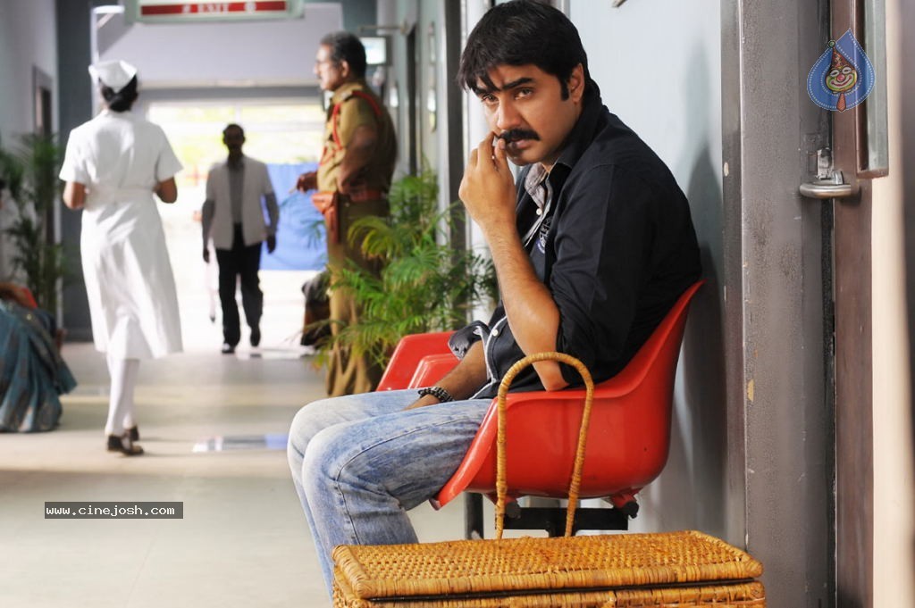 Mondodu Movie New Photos - 15 / 16 photos