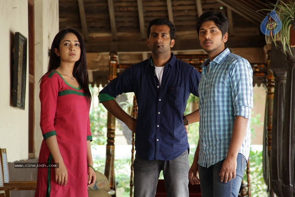 Moodu Mukkallo Cheppalante Movie Stills - 9 / 13 photos