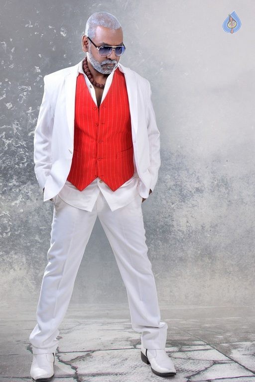 Motta Siva Ketta Siva Tamil Film Photos - 3 / 8 photos