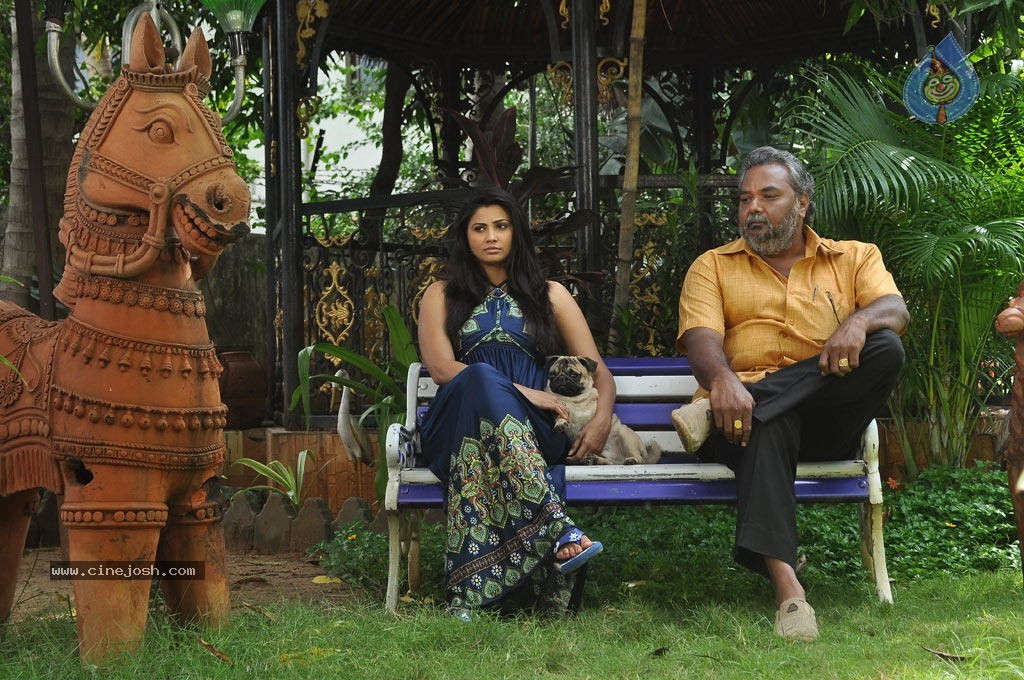 Mounamana Neram Tamil Movie Stills - 59 / 66 photos