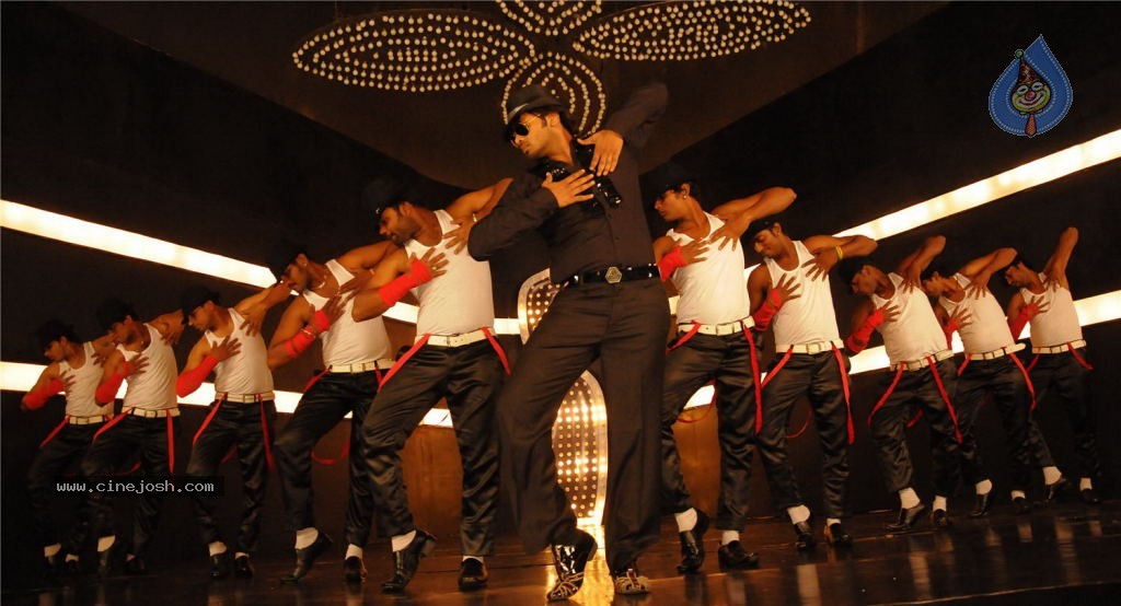 Mr. Nokia Movie Hot Stills - 24 / 89 photos