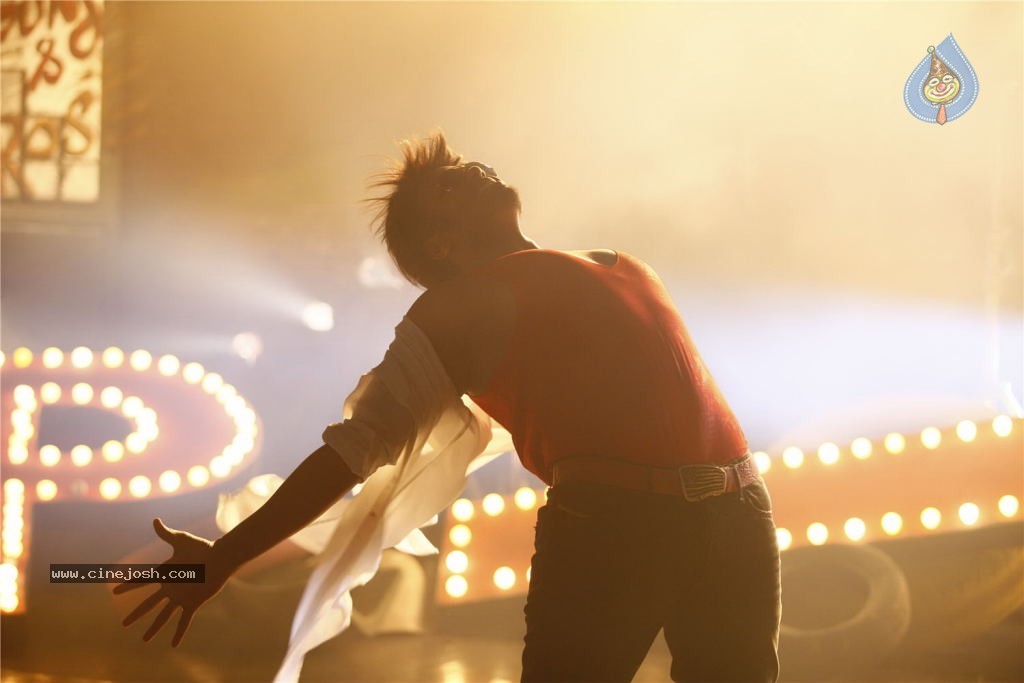 Mr. Nokia Movie Hot Stills - 43 / 89 photos