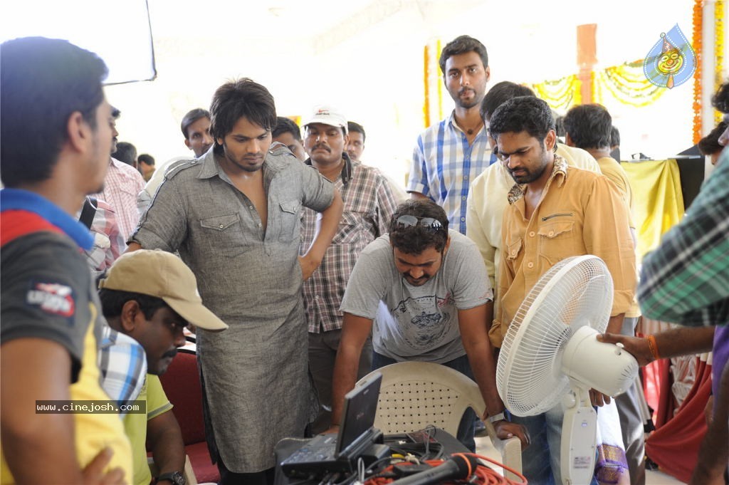 Mr. Nokia Movie Hot Stills - 47 / 89 photos