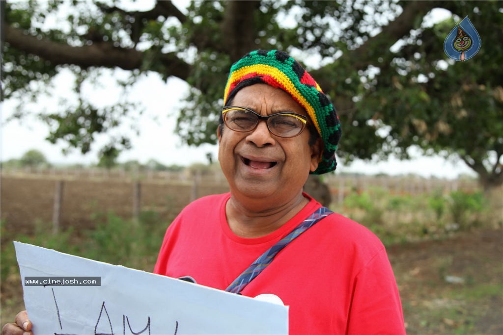 Mr. Nokia Movie Hot Stills - 53 / 89 photos