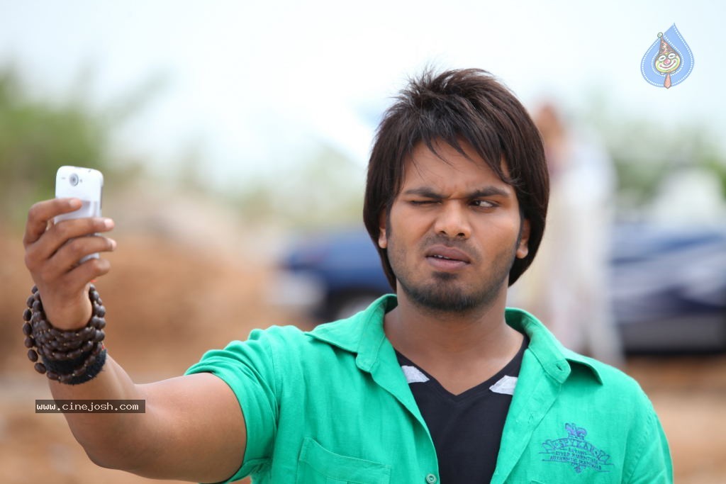 Mr. Nokia Movie Stills - 15 / 20 photos