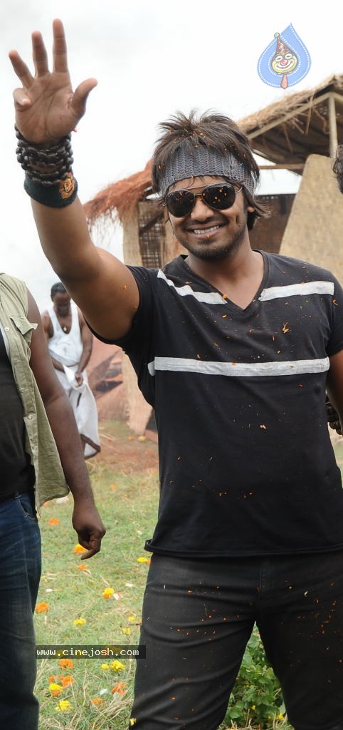 Mr. Nokia Movie Stills - 17 / 20 photos