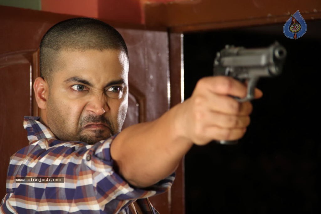 Mr.Rajesh Movie Stills - 21 / 34 photos