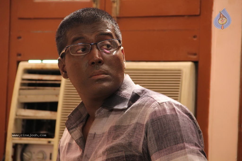 Mr.Rajesh Movie Stills - 31 / 34 photos