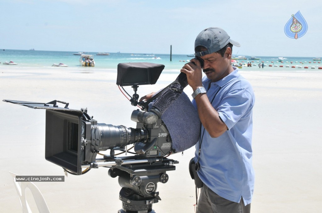 Mr Rascal Movie Latest Stills - 36 / 61 photos