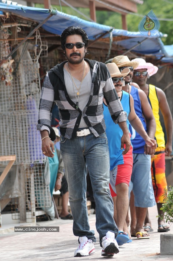 Mr Rascal Movie Latest Stills - 52 / 61 photos