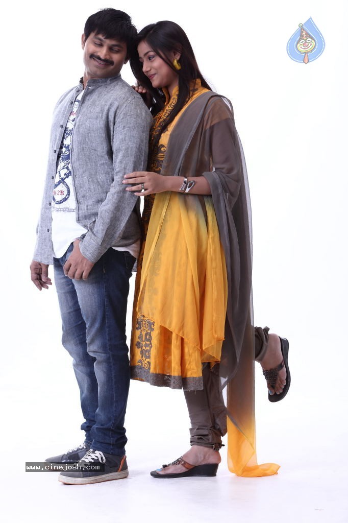 Mudduga Movie New Stills - 25 / 37 photos
