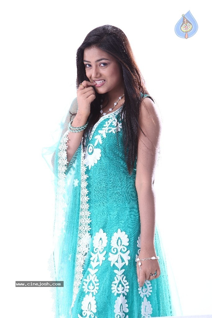 Mudduga Movie Stills n Walls - 17 / 69 photos