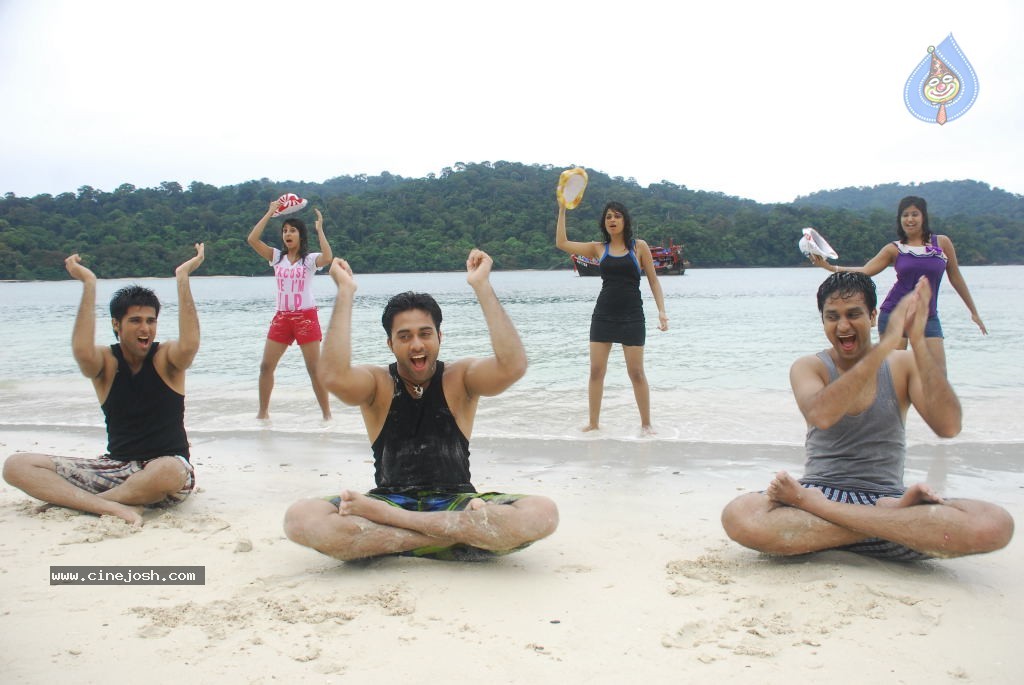 Mugguru Movie New Stills - 16 / 29 photos