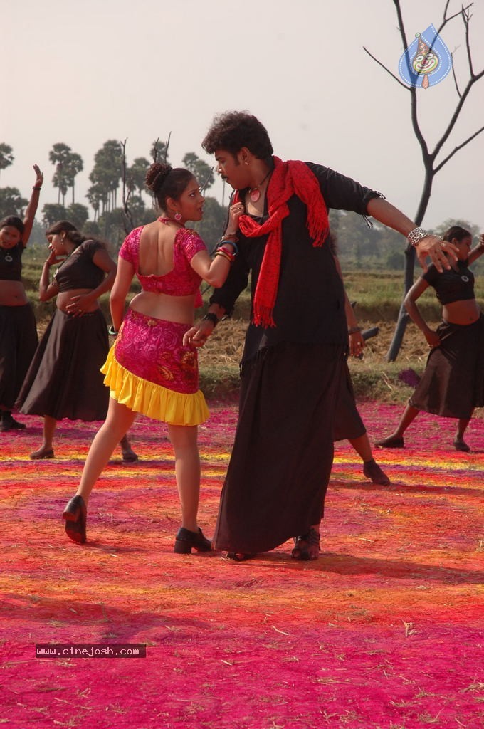 Murattu Kaalai Tamil Movie Stills - 24 / 53 photos