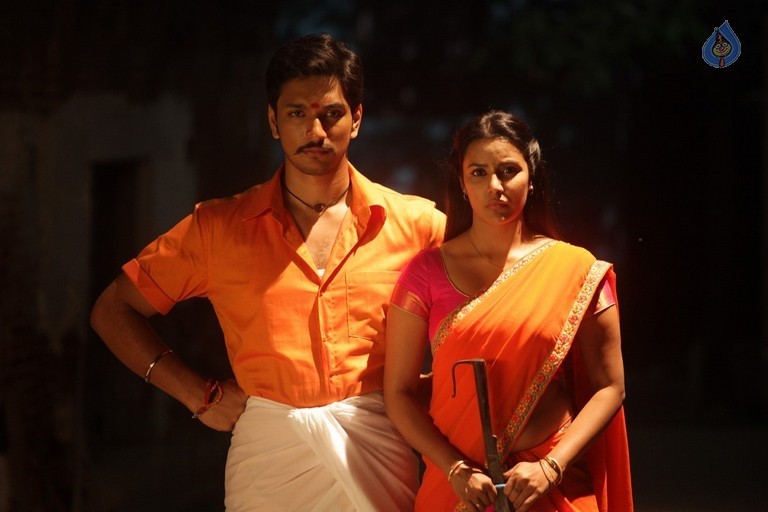 Muthuramalingam Tamil Film Stills - 11 / 14 photos