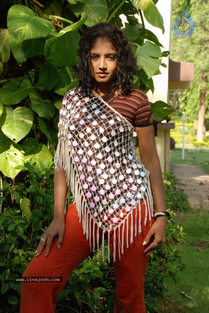 Naa Katha Movie Stills - 15 / 25 photos