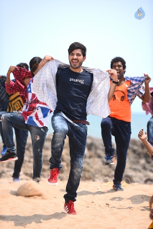 Naa Route Separate Movie Posters and Stills - 2 / 17 photos