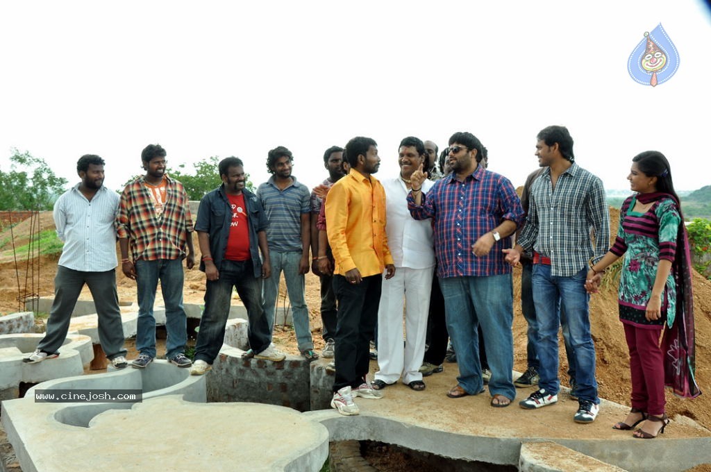 Naa Style Naade Movie New Stills - 8 / 14 photos