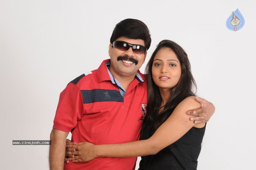 Naalu Perum Rommba Nallavanga Tamil Movie Stills - 31 / 37 photos