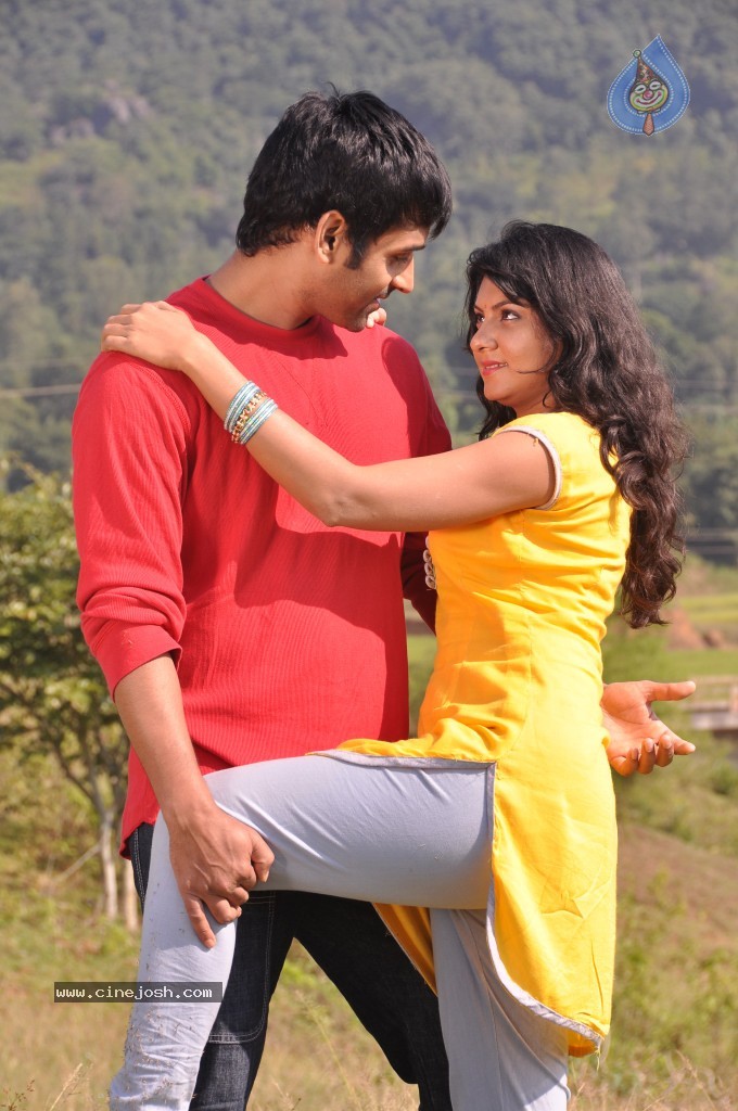 Nachithe Movie Stills - 66 / 113 photos