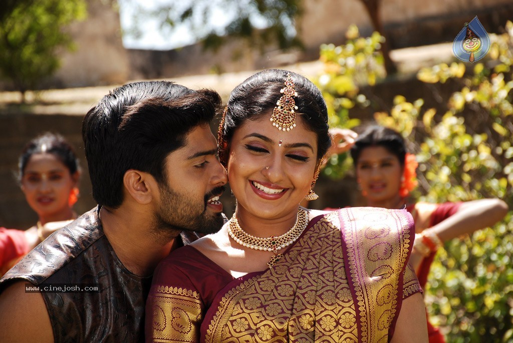 Nadhigal Nanaivathillai Tamil Movie Stills - 64 / 73 photos