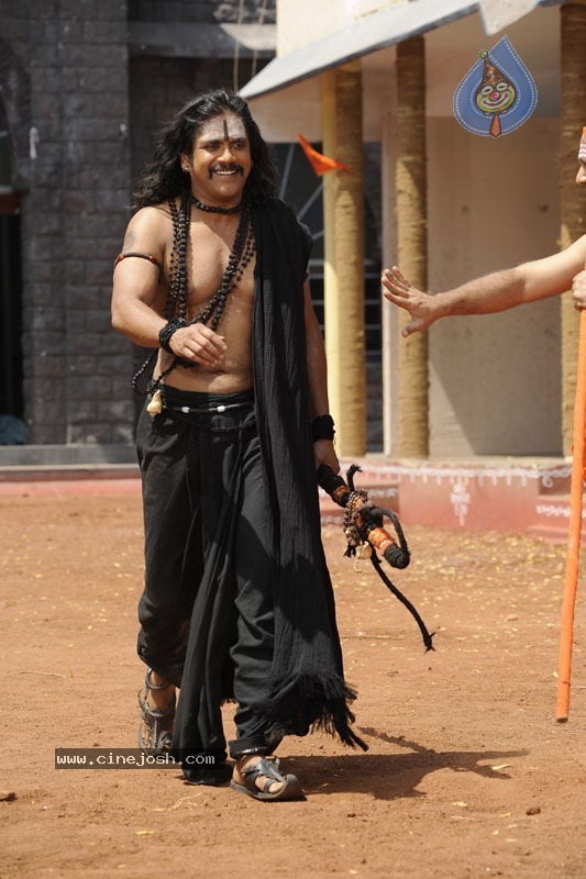 Nagarjuna Stills in Jagadguru Adi Shankara Movie - 2 / 20 photos