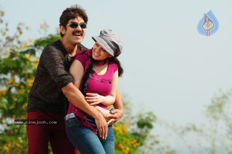 Nagaram Nidrapothunna Vela Movie New Stills - 24 / 80 photos