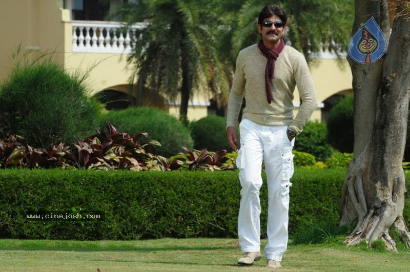 Nagaram Nidrapothunna Vela Movie New Stills - 39 / 80 photos