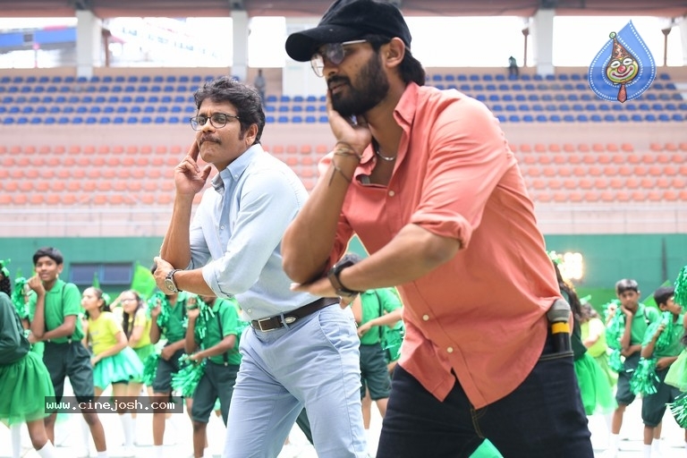 Nagarjuna Stills from Devadas Movie - 3 / 18 photos