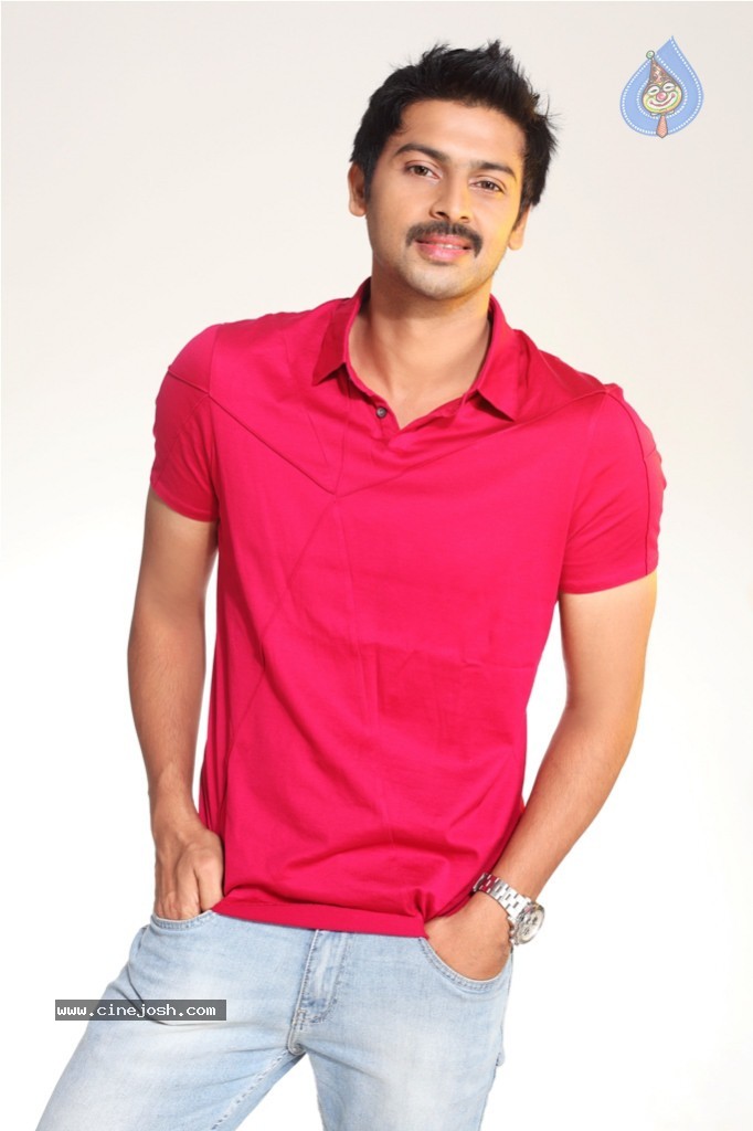 Nambiyaar Tamil Movie New Photos - 23 / 38 photos