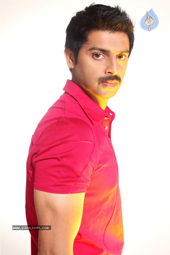 Nambiyaar Tamil Movie New Photos - 24 / 38 photos